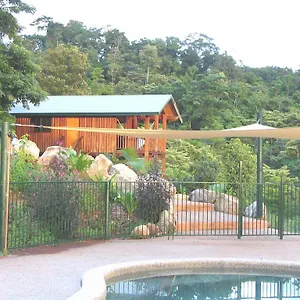 Coral Sea Views Chalet